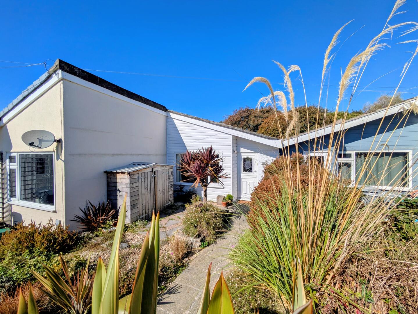 1 bed property in Gover Close, Truro